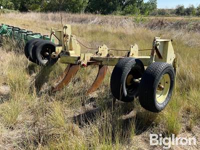 Big Ox 3-Pt Ripper