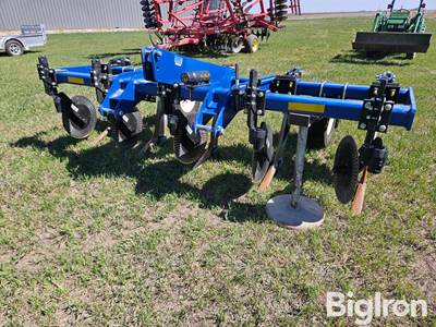 2014 Blu-Jet SubTiller II 5-Shank 3-Pt Deep Ripper