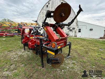 2019 Case IH 2500 7 Shank In Line Ripper