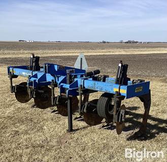 DMI 2500 5-Shank In-Line Ripper