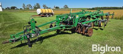2010 John Deere 2700 Mulch Ripper