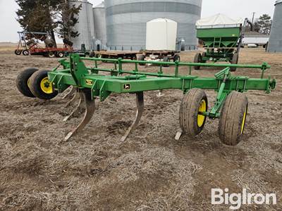 1996 John Deere 915 3-Pt 7 Shank Deep Ripper