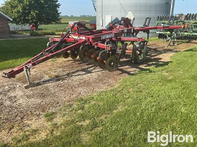 M & W Earth master 1165 4 Shank Ripper
