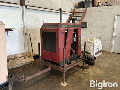 Case IH 4390 Power unit