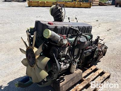 Volvo D12 12.1 L Diesel Engine