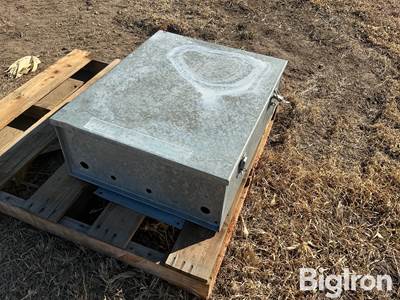 Pivot Control Panel Box