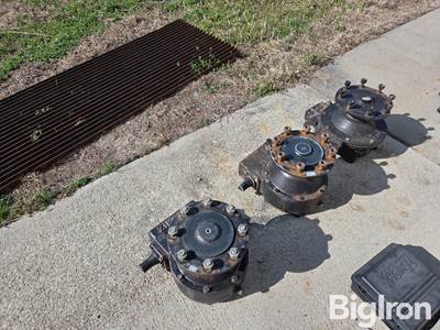 Pivot Gear Boxes