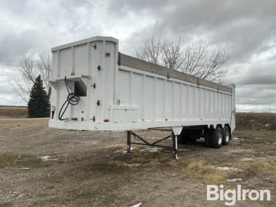 1994 Bocat LBT36V0 T/A Live Bottom Silage Chain Floor Trailer