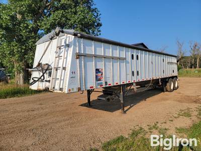 2014 Merritt T/A Fertilizer Tender Trailer