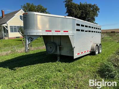 2013 Chaparral T/A Gooseneck Livestock Trailer