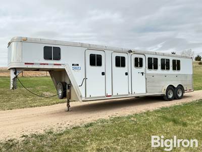 2006 Featherlite 8539 4 Stall Horse Trailer w/Living Quarters