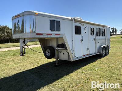 2004 Featherlite 85460 7x20 T/A 3-Horse slant Trailer