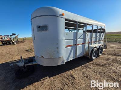 1981 Frontier T/A Livestock Trailer