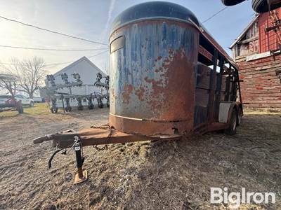 1990 Jackson Livestock Trailer