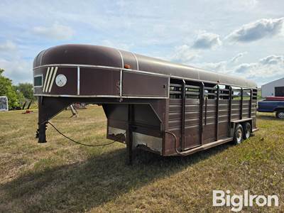 1983 Kiefer Built T/A Livestock Trailer