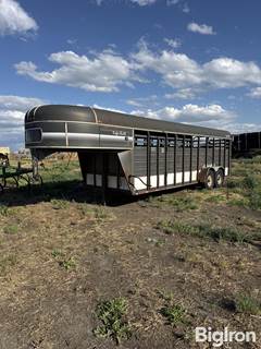 1994 Kiefer Built Stockmaster Magnum T/A Livestock Trailer