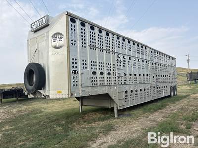 1994 Merrit 48x102 T/A Livestock Trailer