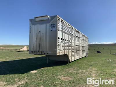 1997 Merritt T/A Livestock Trailer