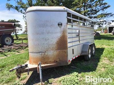 2011 Pace Setter Livestock Trailer