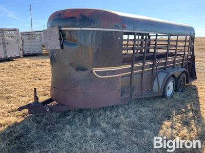 1980 TravAlong 16’ T/A Livestock Trailer