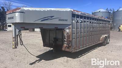2002 Travalong 24’ T/A Livestock Trailer