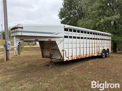 2000 TravAlong 6'8"x24' T/A Livestock Trailer