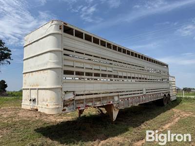 2000 Shop Built 50’ T/A Ground-Load Livestock Trailer