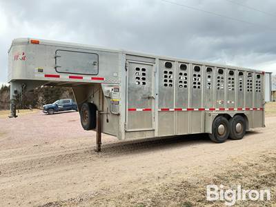 1999 Wilson 3720T Silver Star Aluminum Gooseneck T/A Livestock Trailer