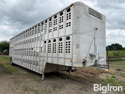 1991 Wilson PSDCL-302 48' T/A Livestock Trailer