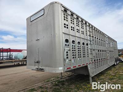 2017 Wilson PSDCL-402 Tri/A Livestock Trailer