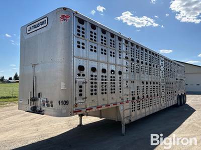 2010 Wilson PSDCL-402 Tri/A Livestock Trailer