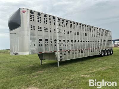 2020 Wilson PSDCL-402 Quad/A Aluminum Livestock Trailer