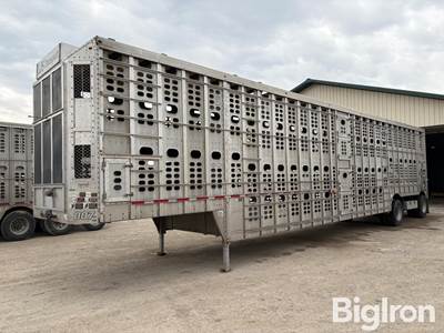 2009 Wilson PSDCL-402BP T/A Spread Axle Livestock Trailer