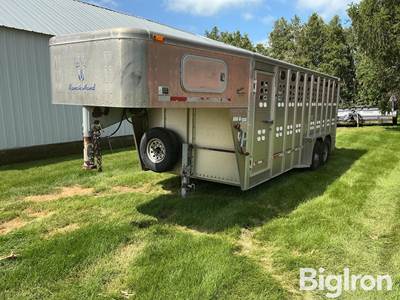 2005 Wilson Ranchhand PSGN-5720T 20’ Livestock Trailer