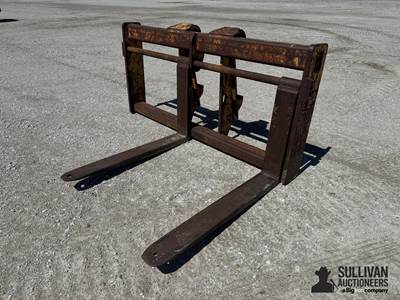Balderson Wheel Loader/Backhoe Forks, 48" x 6" x 2.25", 84" Fork Carriage