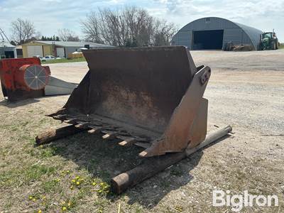 Caterpillar Hydraulic Clam Bucket