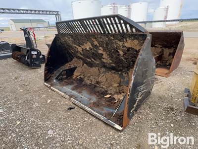 2023 Caterpillar 4.6 Yard Roll Out Wheel Loader Bucket, Cat Fusion Coupler, 108" Wide