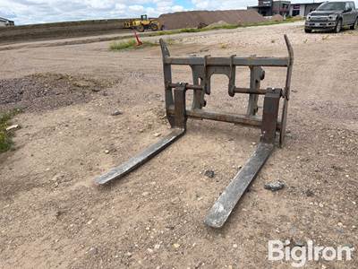 JRB WA 250-5 Quick Attach Wheel Loader Forks, 2-1/2"X6"X62"