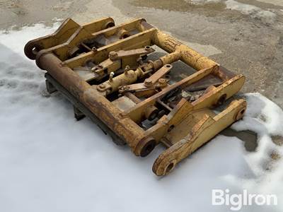 Volvo Quick-Connect Wheel Loader Mounting Plate