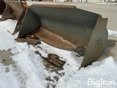 Werk-Brau CASE621B 100" 2.5 cu yd Wheel Loader Bucket