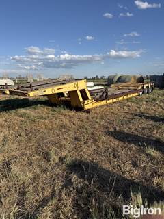 1979 Transport PFGTX-T1-35DW Tri/A Folding Neck Lowboy