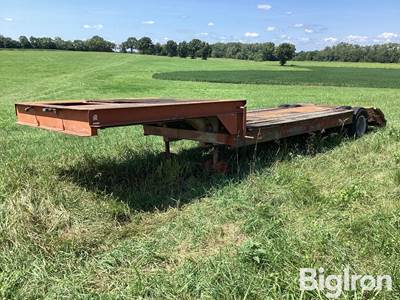 1988 Homemade 31’ S/A Fixed Neck Lowboy