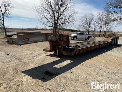 2003 Witzco Challenger RG50 Tri/A Hydraulic Detachable Lowboy