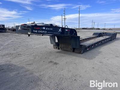 2007 X-L Specialized XL110CHDG Tri/A Detachable Lowboy Trailer