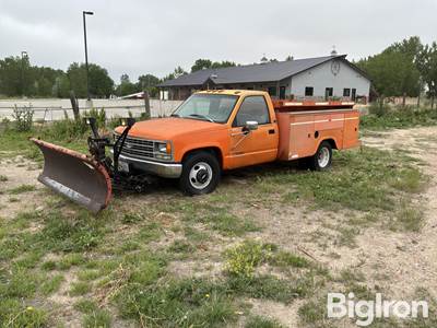 1992 Chevrolet C3500 Utility Truck w/Snow Blade