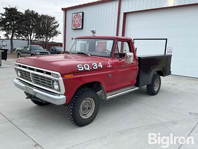 1973 Ford F250 4x4 Utility Truck