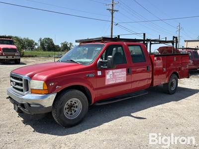 2001 Ford F350 XLT Super Duty 2WD Crew Cab Service Truck