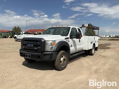 2015 Ford F550 Super Duty 4x4 Extended Cab Service Truck