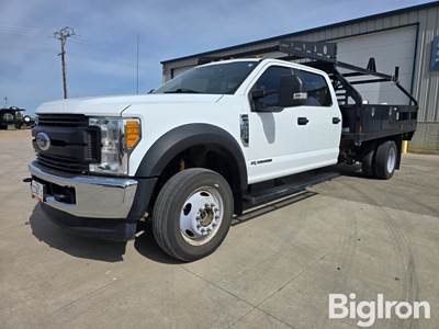 2019 Ford F550 Super Duty Crew Cab 4x4 Service Truck