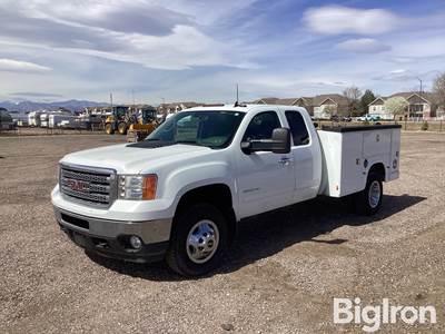 2013 GMC Sierra 3500 4x4 Extended Cab Service Truck